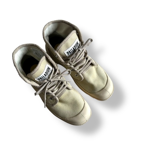 Palladium Unisex Pampa Hi Canvas Boots In  Sahara/Ecru US W 7/ M 5.5 - Picture 3 of 10
